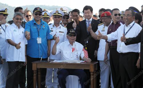 LIMA0054_21032017_NAJIB