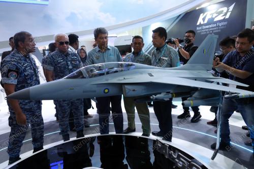 PAMERAN MARITIM DAN AEROANGKASA ANTARABANGSA LANGKAWI (LIMA'23)