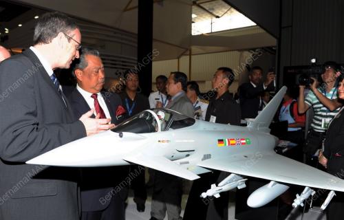 TAN SRI MUHYIDDIN YASSIN