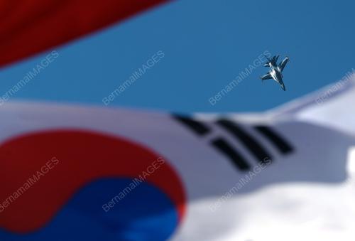 LIMA04_24032017_PERSEMBAHAN