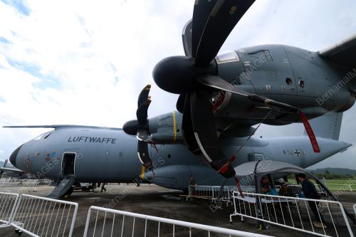 PAMERAN MARITIM DAN AEROANGKASA ANTARABANGSA LANGKAWI 2025