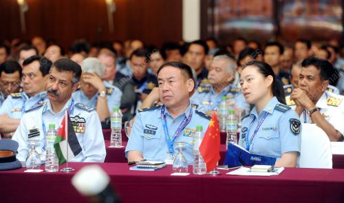 LIMA09_18032015_AIR_CHIEFS