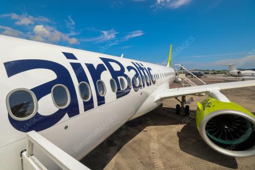 AIRBUS A220 SINGLE AISLE AIRCRAFT