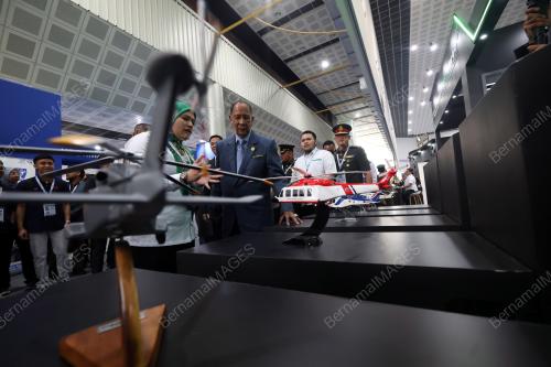 PAMERAN MARITIM DAN AEROANGKASA ANTARABANGSA LANGKAWI 2025
