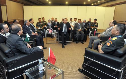 LIMA28_20032017_HISHAMMUDDIN_MESYUARAT