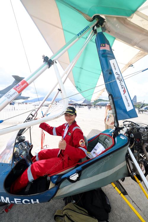 PAMERAN MARITIM DAN AEROANGKASA ANTARABANGSA LANGKAWI 2025
