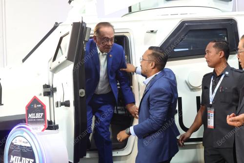PAMERAN MARITIM DAN AEROANGKASA ANTARABANGSA LANGKAWI 2025