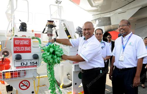 LIMA37_20032015_PETRONAS