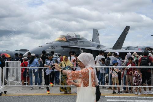 PAMERAN ANTARABANGSA MARITIM DAN AEROANGKASA LANGKAWI 2025