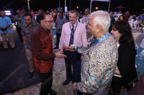 DATUK SERI ANWAR IBRAHIM