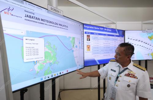 LAKSAMANA PERTAMA YUSNE MOKHTAR