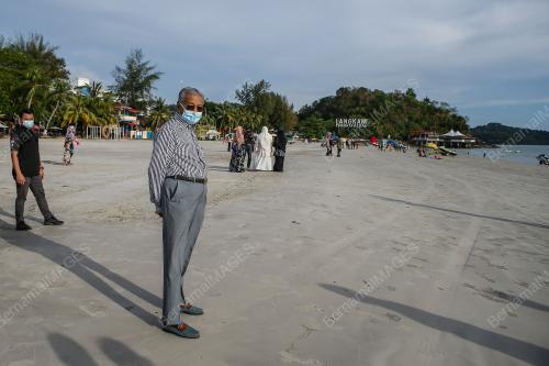 TUN DR MAHATHIR MOHAMAD