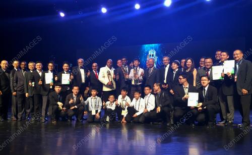 LKA01_15122015_AWARDS