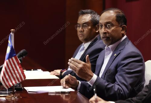 DATUK SERI DR ZAMBRY ABDUL KADIR