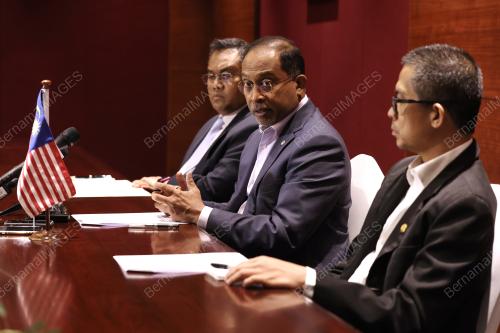 DATUK SERI DR ZAMBRY ABDUL KADIR