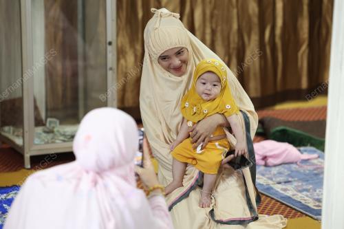 MINORITI ISLAM LAOS SAMBUT AIDILADHA