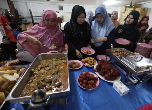 MINORITI ISLAM LAOS SAMBUT AIDILADHA