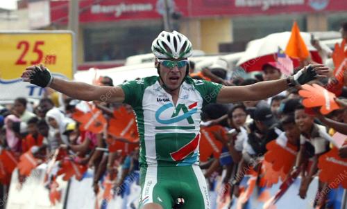 LE TOUR DE LANGKAWI