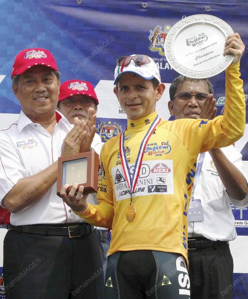 MUHYIDDIN YASSIN