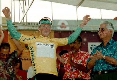 LTDL03-050200_JUARA_LAGI_07012016