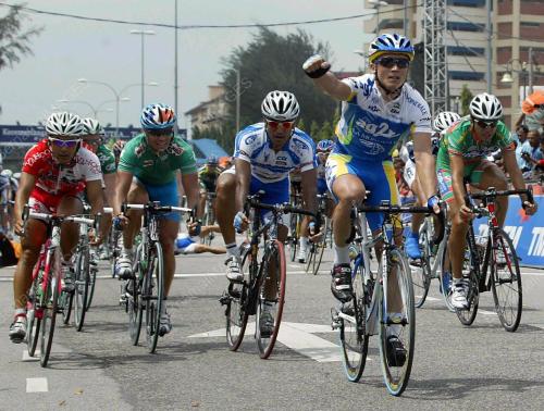 LE TOUR DE LANGKAWI