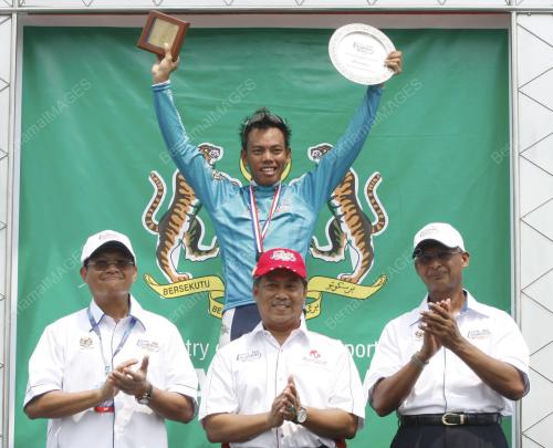 MUHYIDDIN YASSIN
