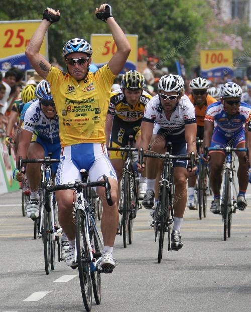LE TOUR DE LANGKAWI