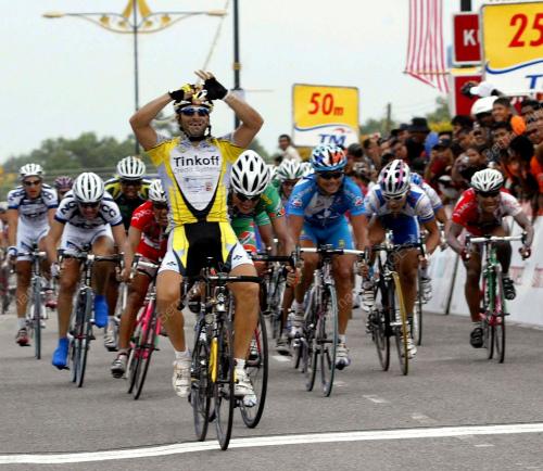 LE TOUR DE LANGKAWI