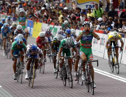 LE TOUR DE LANGKAWI