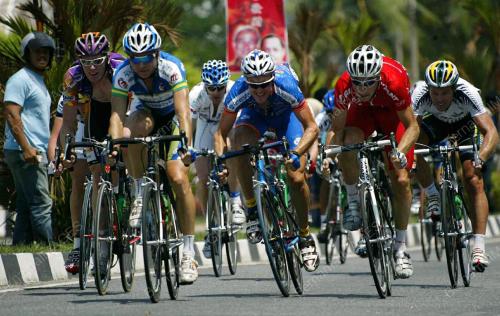 LE TOUR DE LANGKAWI