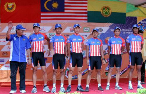 LE TOUR DE LANGKAWI