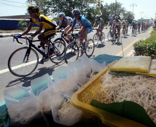 LE TOUR DE LANGKAWI