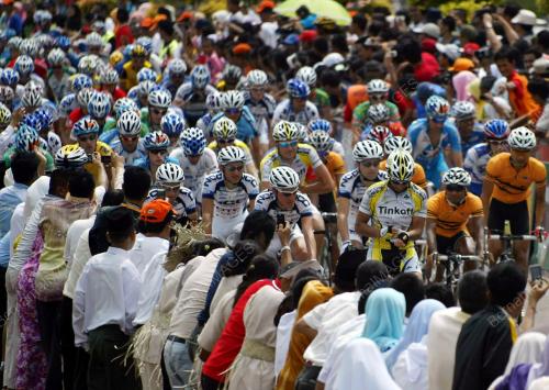 LE TOUR DE LANGKAWI