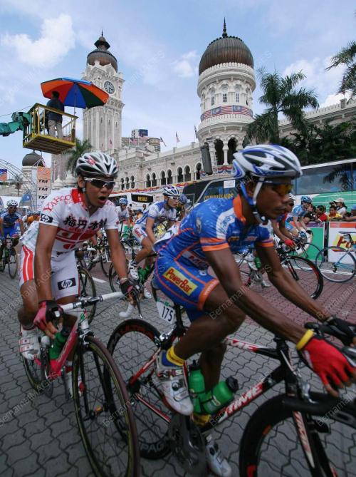 LE TOUR DE LANGKAWI