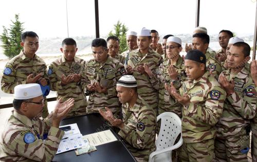 LUB01_16072014_UNIFIL_ZAKAT
