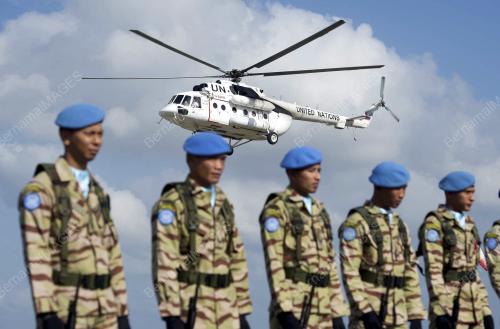 LUB08_15072014_HELI_MENTERI