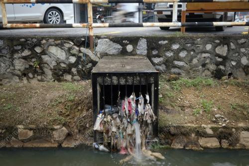 MK01-180918-SAMPAH-BN201809178163_18092018