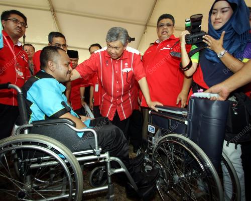 MK01_01032014_KARNIVAL_UMNO