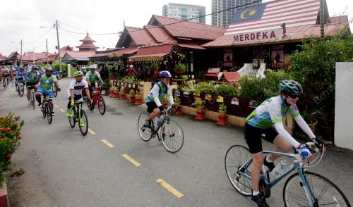 MK01_01062015_DUTA_BERBASIKAL