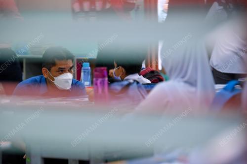 DATUK DR MOHD RADZI MD JIDIN