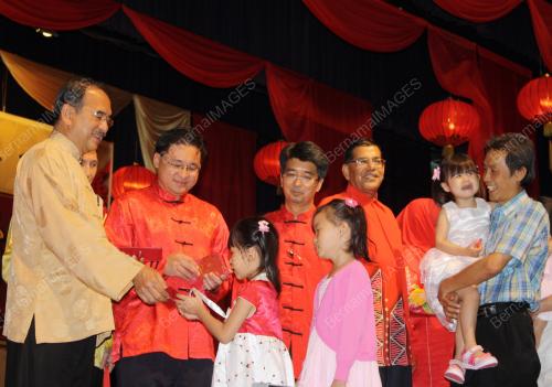 MK01_03022011_SAMPAI_ANGPOW