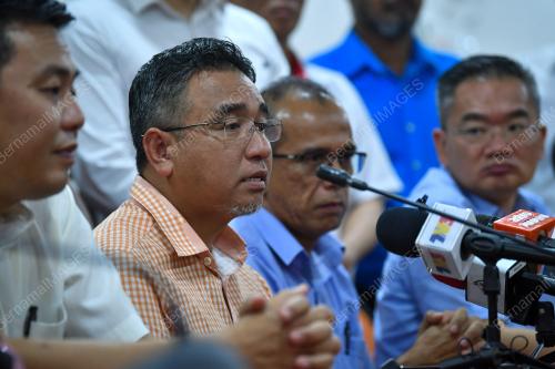ADLY ZAHARI