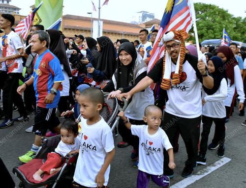 MK01_03082019_LARIAN_DURIAN