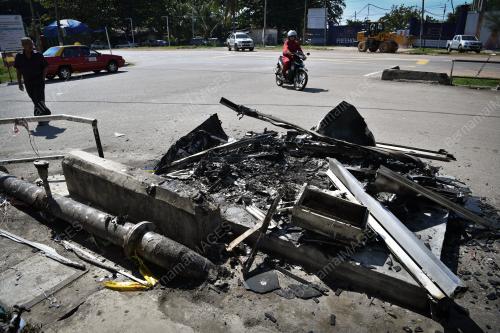 MK01_04012019_TERBAKAR_MBMB