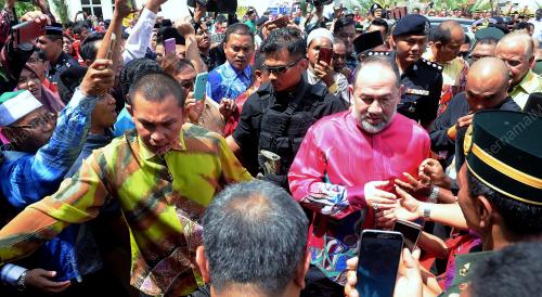 MK01_04032017_AGONG_MAHKAMAH