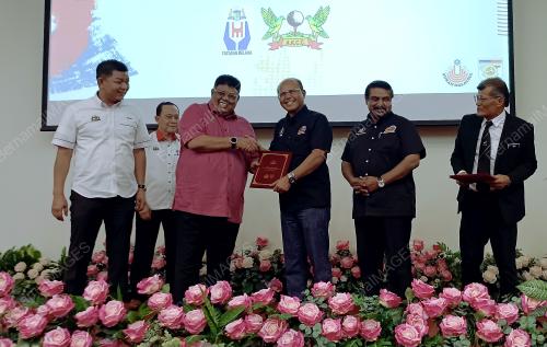 DATUK SERI AB RAUF YUSOH