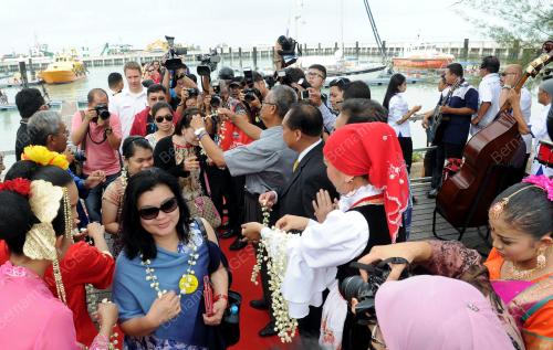 MK01_04042013_PELANCONG