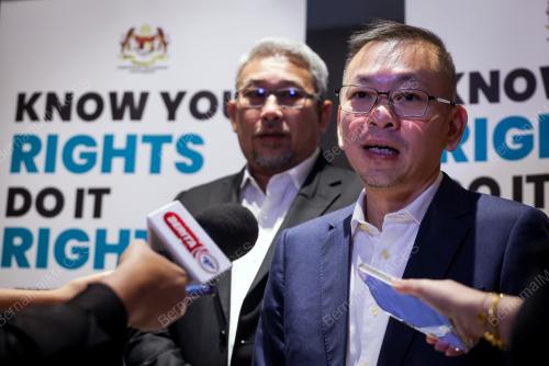 DATUK CHAN FONG HIN