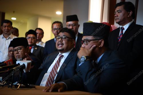 DATUK SERI AB RAUF YUSOH