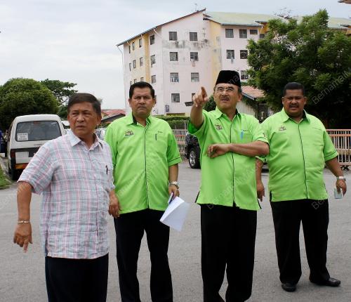 DATUK SERI MOHD ALI RUSTAM